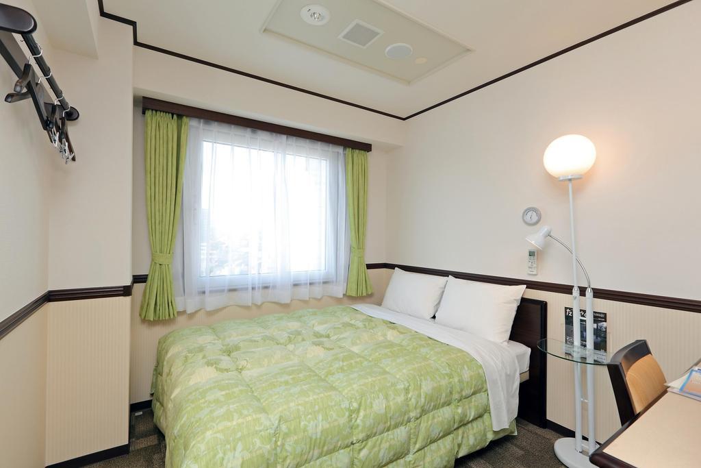 Toyoko Inn Hokkaido Kushiro Juji-Gai Экстерьер фото